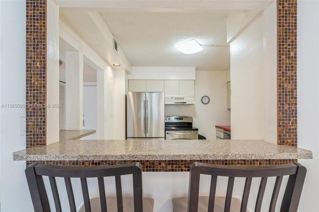 18151 NE 31st Court 205, Aventura, FL 33160