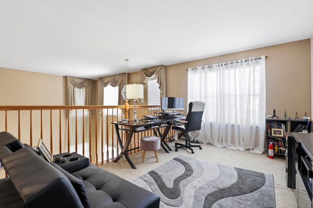 749 Lenox Avenue, Bolingbrook, IL 60490