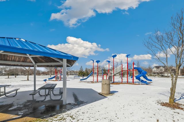 749 Lenox Avenue, Bolingbrook, IL 60490