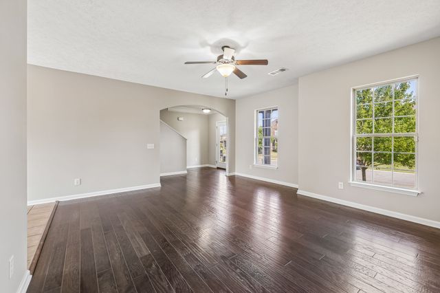 139 McKain Crossing, Hendersonville, TN 37075