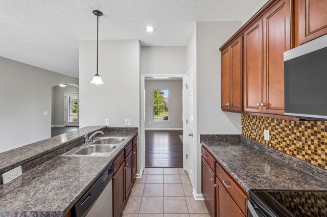 139 McKain Crossing, Hendersonville, TN 37075