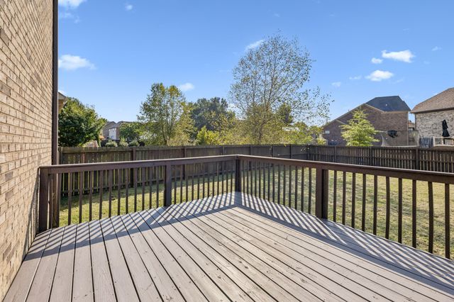 139 McKain Crossing, Hendersonville, TN 37075