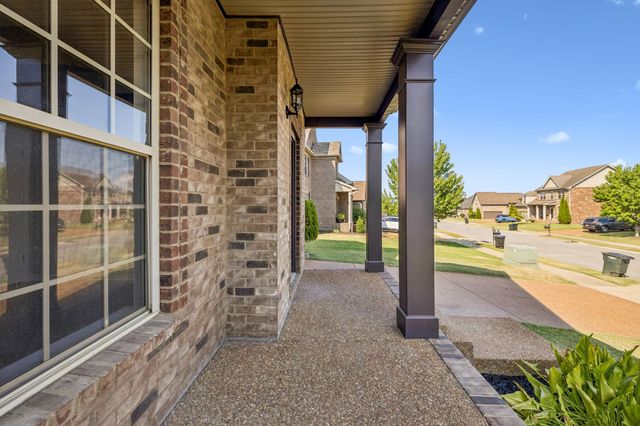 139 McKain Crossing, Hendersonville, TN 37075