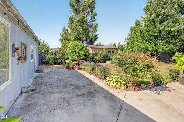 2680 Elliott Avenue, Medford, OR 97501