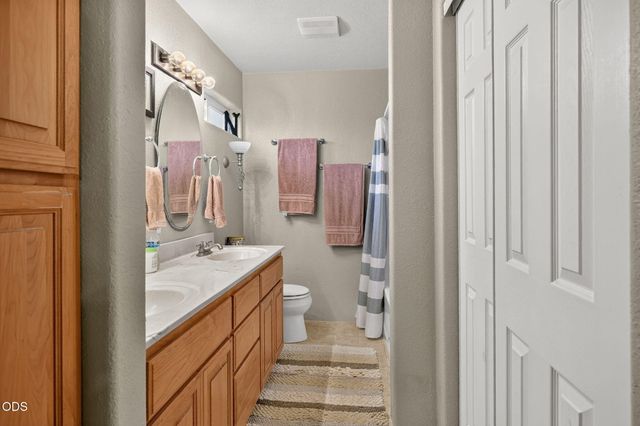 2680 Elliott Avenue, Medford, OR 97501