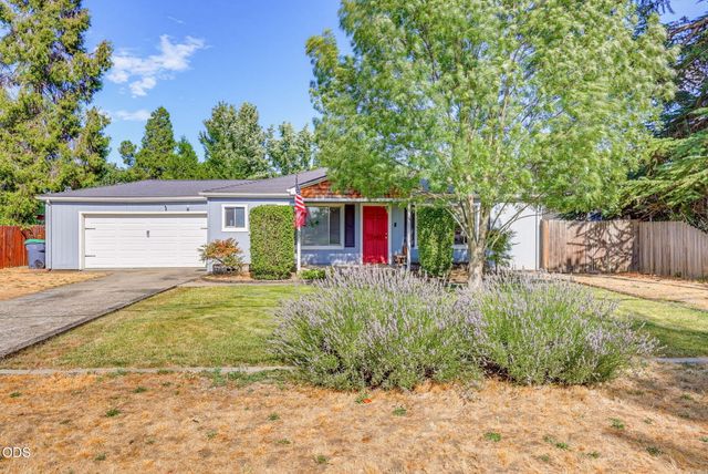 2680 Elliott Avenue, Medford, OR 97501