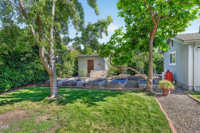 2680 Elliott Avenue, Medford, OR 97501