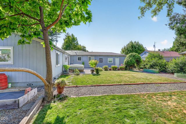 2680 Elliott Avenue, Medford, OR 97501