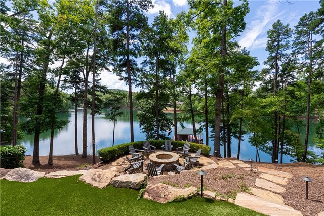 184 Hickory Springs Way, Six Mile, SC 29682