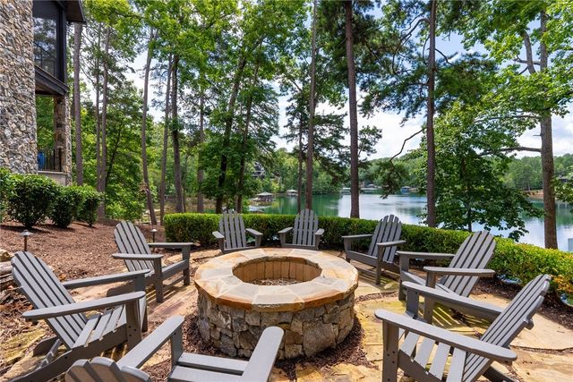 184 Hickory Springs Way, Six Mile, SC 29682