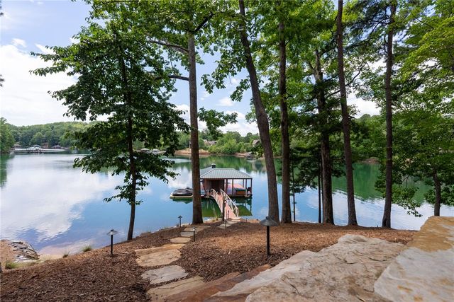 184 Hickory Springs Way, Six Mile, SC 29682