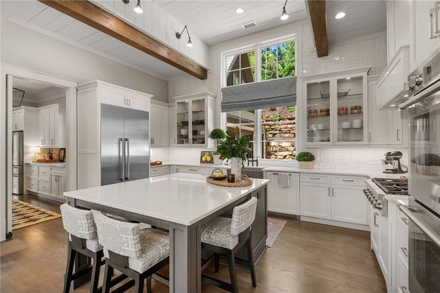 184 Hickory Springs Way, Six Mile, SC 29682