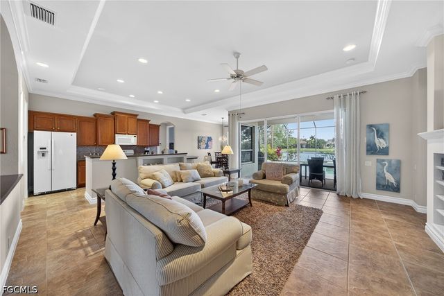 13431 Sabal Pointe DR, Fort Myers, FL 33905