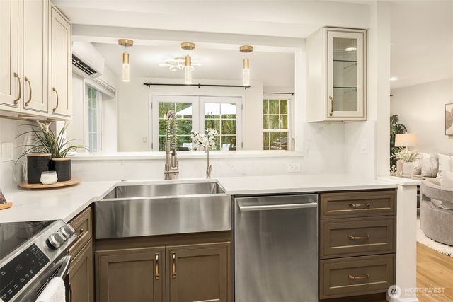 13812 NE 87th Street, Redmond, WA 98052