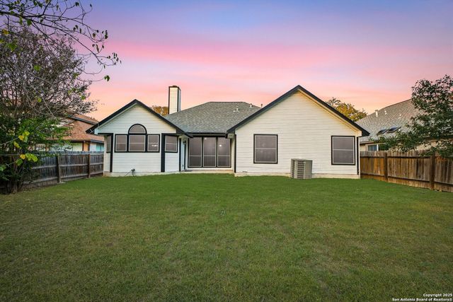 5207 pine lake, San Antonio, TX 78244