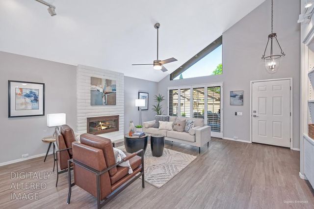 1971 Discovery Village Ln, Gold River, CA 95670