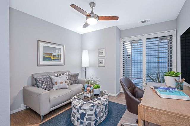 1971 Discovery Village Ln, Gold River, CA 95670