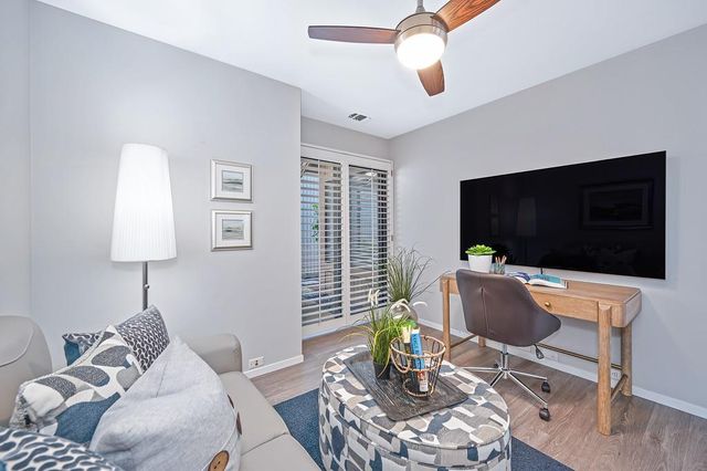 1971 Discovery Village Ln, Gold River, CA 95670