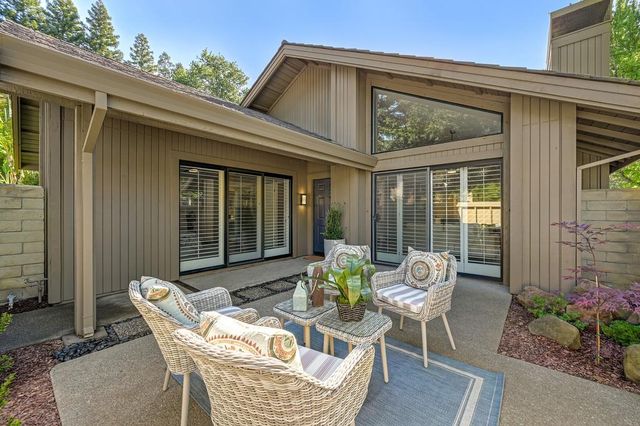 1971 Discovery Village Ln, Gold River, CA 95670