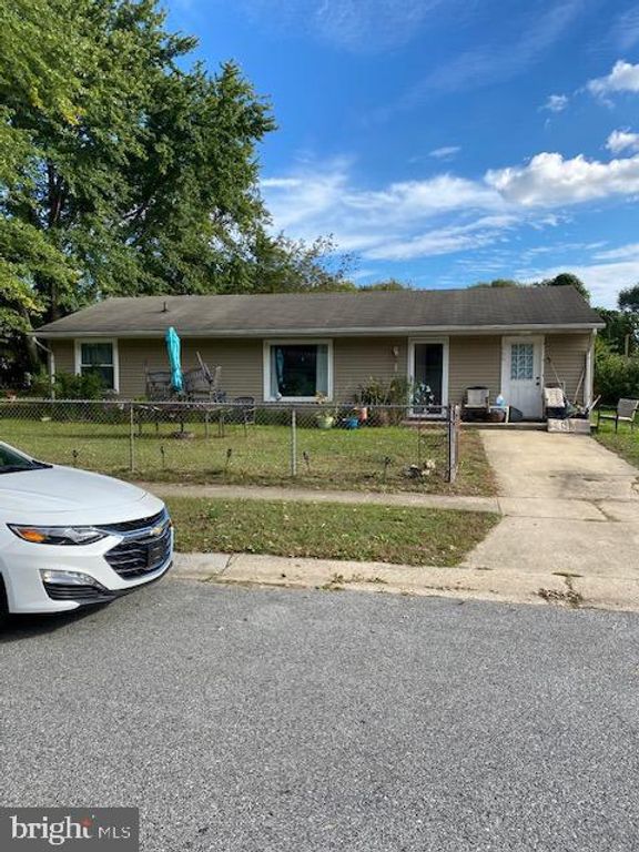 168 N GOVERNORS BLVD, Dover, DE 19901