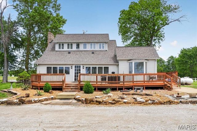 8660 Huch Lane, Columbia, IL 62236