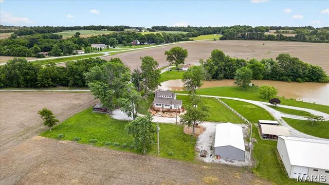 8660 Huch Lane, Columbia, IL 62236