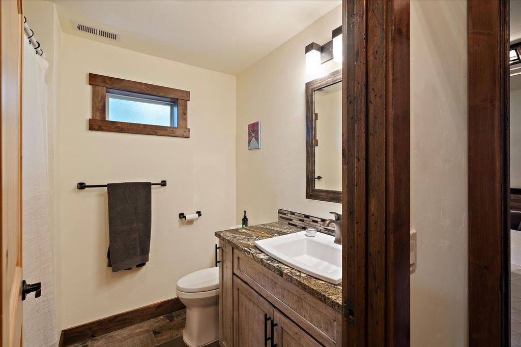 675 Beaver Lake Road, Whitefish, MT 59937 photo 40