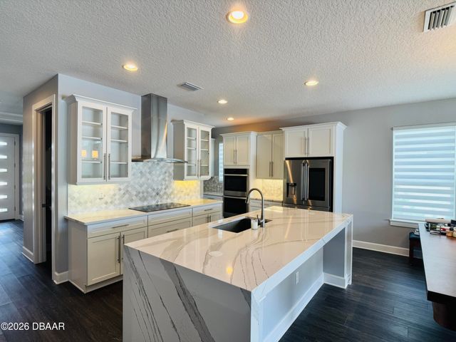 672 Mosaic Boulevard, Daytona Beach, FL 32124