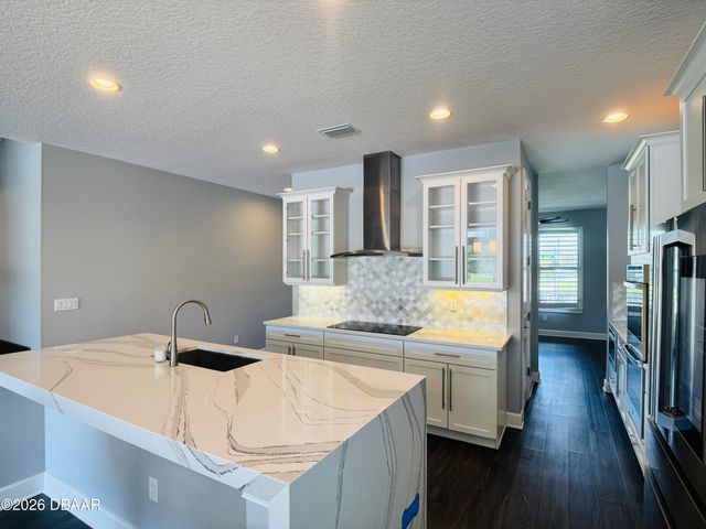 672 Mosaic Boulevard, Daytona Beach, FL 32124