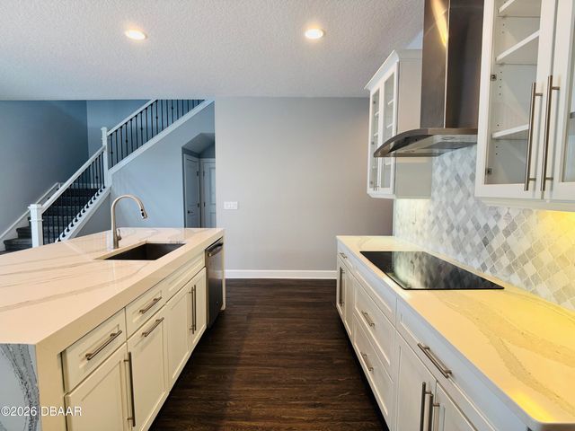672 Mosaic Boulevard, Daytona Beach, FL 32124