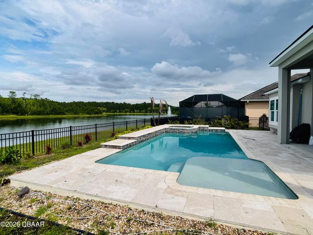 672 Mosaic Boulevard, Daytona Beach, FL 32124