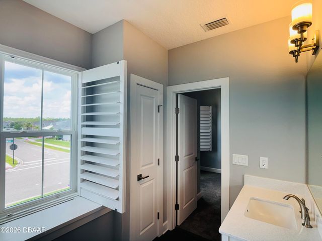 672 Mosaic Boulevard, Daytona Beach, FL 32124