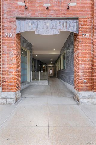 721 N 17th Street 207, St Louis, MO 63103