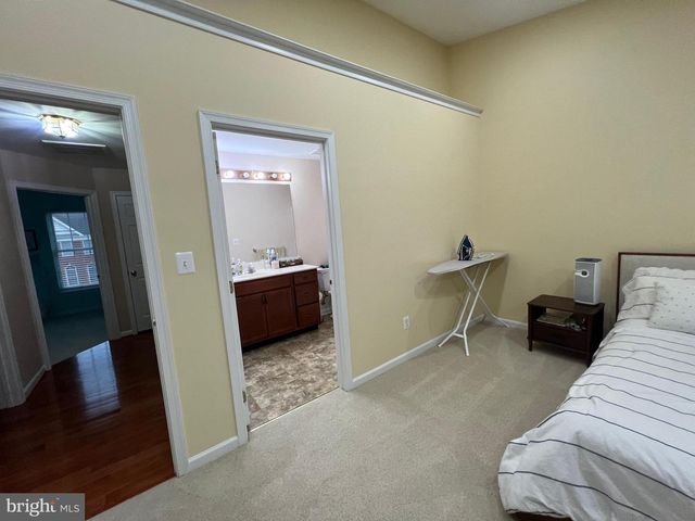 43723 BANSHEE HEIGHTS TER, Ashburn, VA 20148