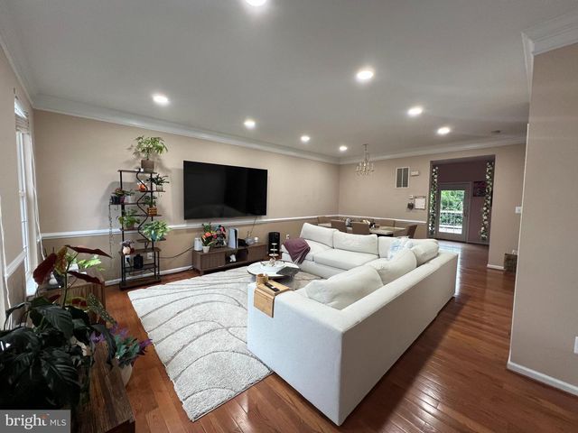 43723 BANSHEE HEIGHTS TER, Ashburn, VA 20148