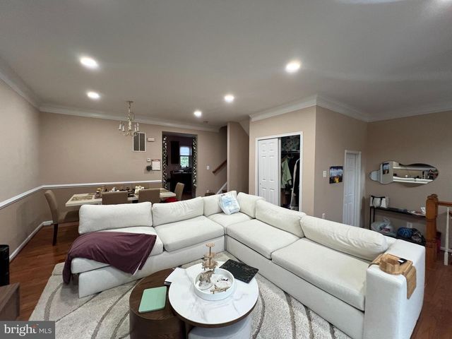 43723 BANSHEE HEIGHTS TER, Ashburn, VA 20148