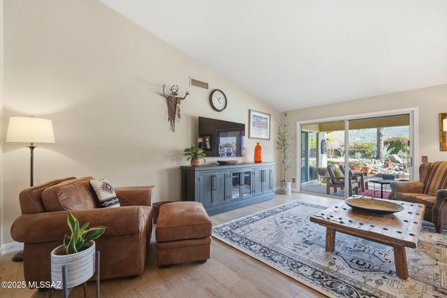 37467 S Ridgeview Boulevard, Tucson, AZ 85739