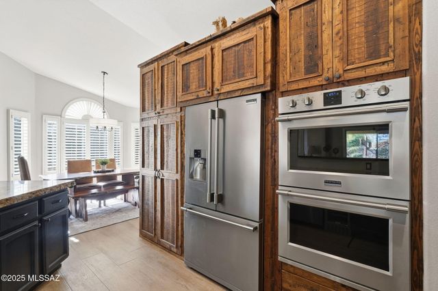 37467 S Ridgeview Boulevard, Tucson, AZ 85739