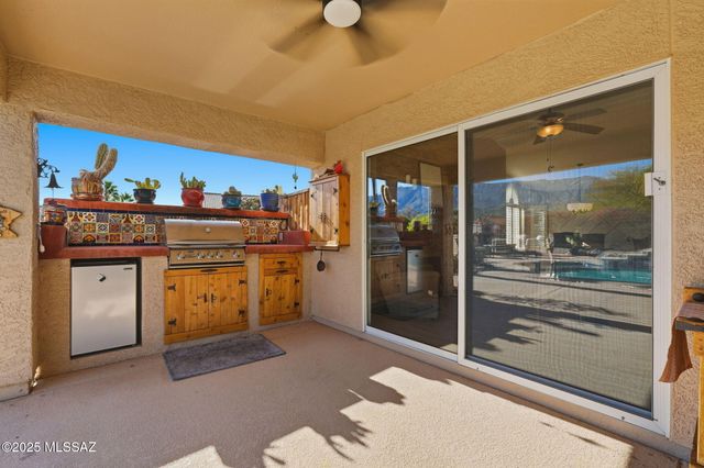 37467 S Ridgeview Boulevard, Tucson, AZ 85739