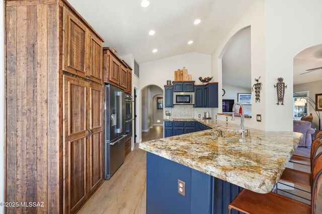 37467 S Ridgeview Boulevard, Tucson, AZ 85739