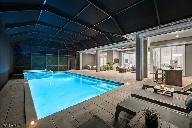 6184 Antigua WAY, Naples, FL 34113