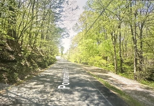 2024 Powdermill Hill Rd, Lawrenceburg, TN 38464