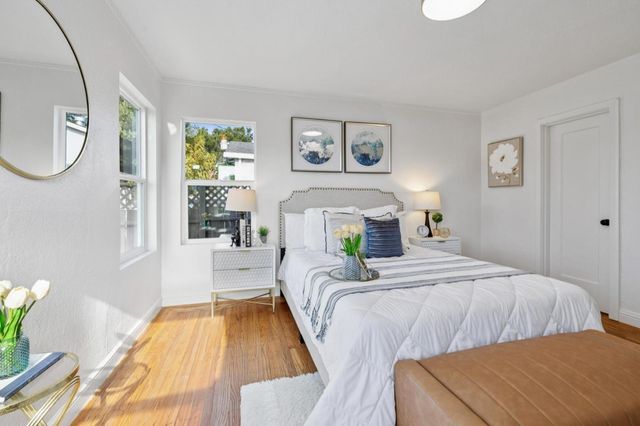 2352 Menalto Avenue, East Palo Alto, CA 94303