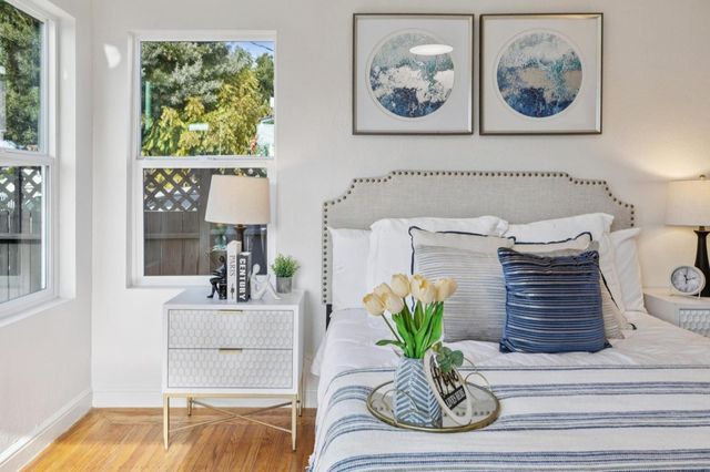 2352 Menalto Avenue, East Palo Alto, CA 94303