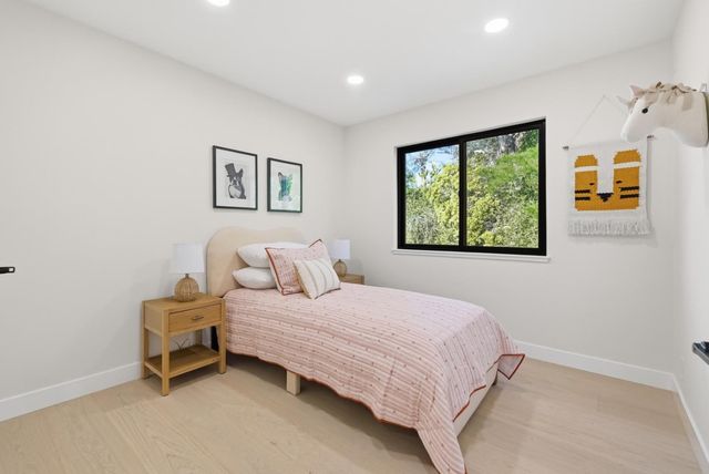 22 Dickens Court, San Carlos, CA 94070