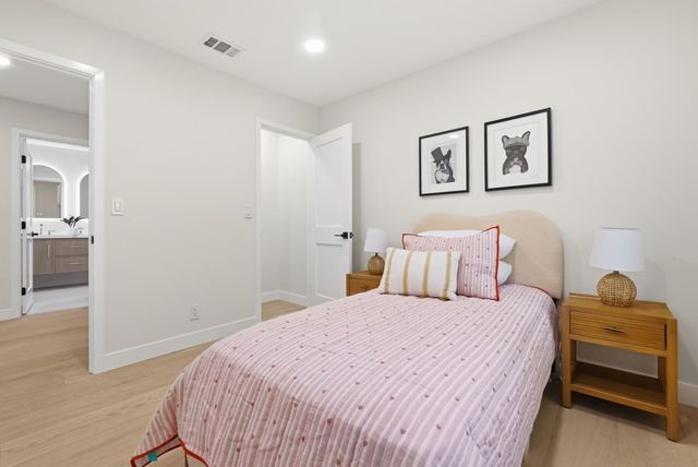 22 Dickens Court, San Carlos, CA 94070