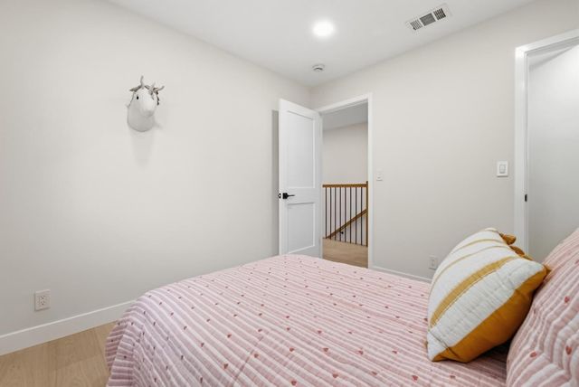 22 Dickens Court, San Carlos, CA 94070