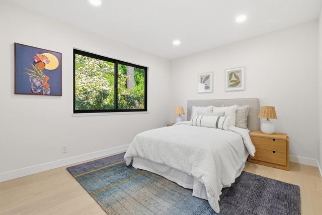 22 Dickens Court, San Carlos, CA 94070