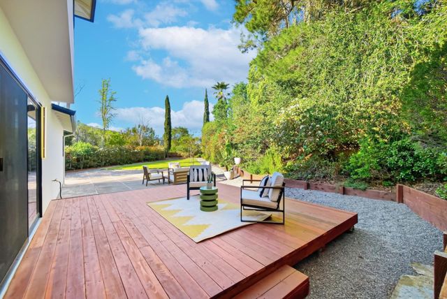 22 Dickens Court, San Carlos, CA 94070