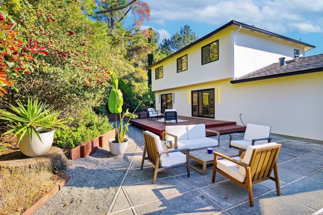 22 Dickens Court, San Carlos, CA 94070